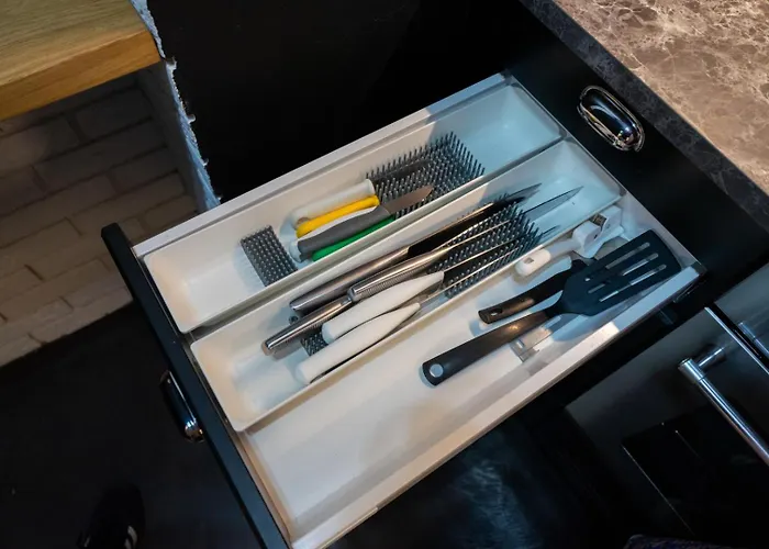 Leszno With Parking - By Rentujemy