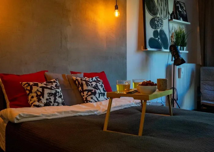 Apartment Leszno With Parking - By Rentujemy Warsaw