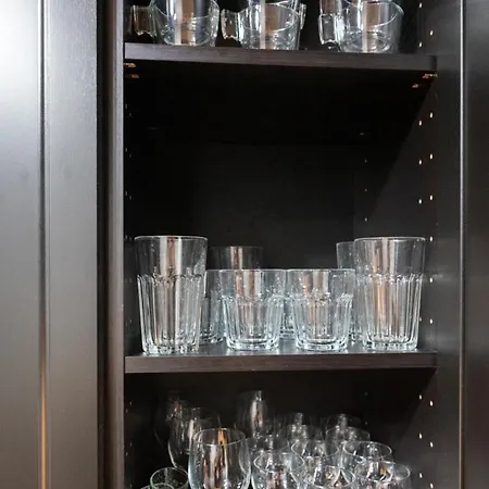 Leszno With Parking - By Rentujemy Lägenhet Warszawa