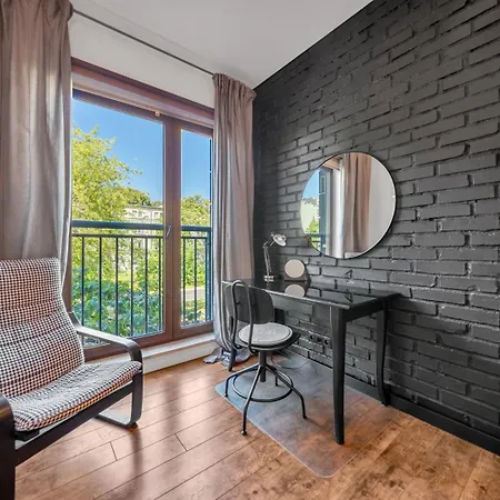 Leszno With Parking - By Rentujemy Апартаменты *