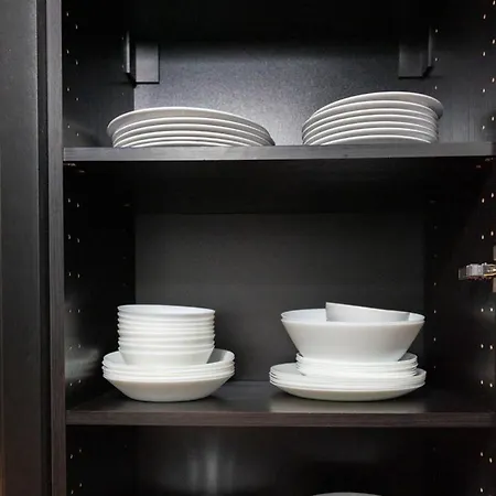 Leszno With Parking - By Rentujemy Апартаменты *