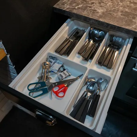 Leszno With Parking - By Rentujemy