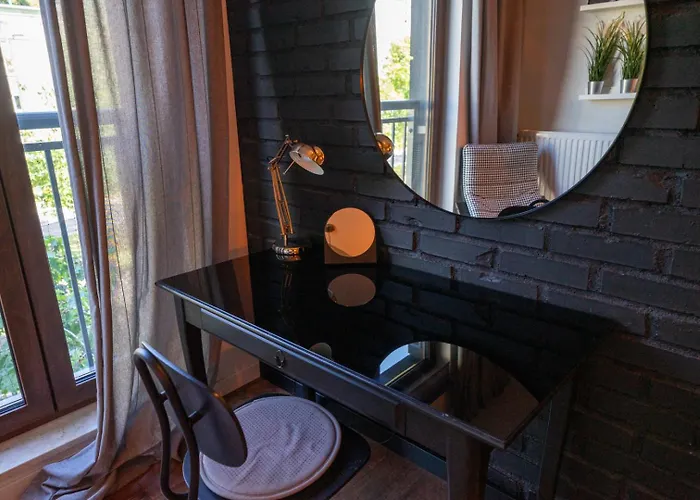 Leszno With Parking - By Rentujemy *